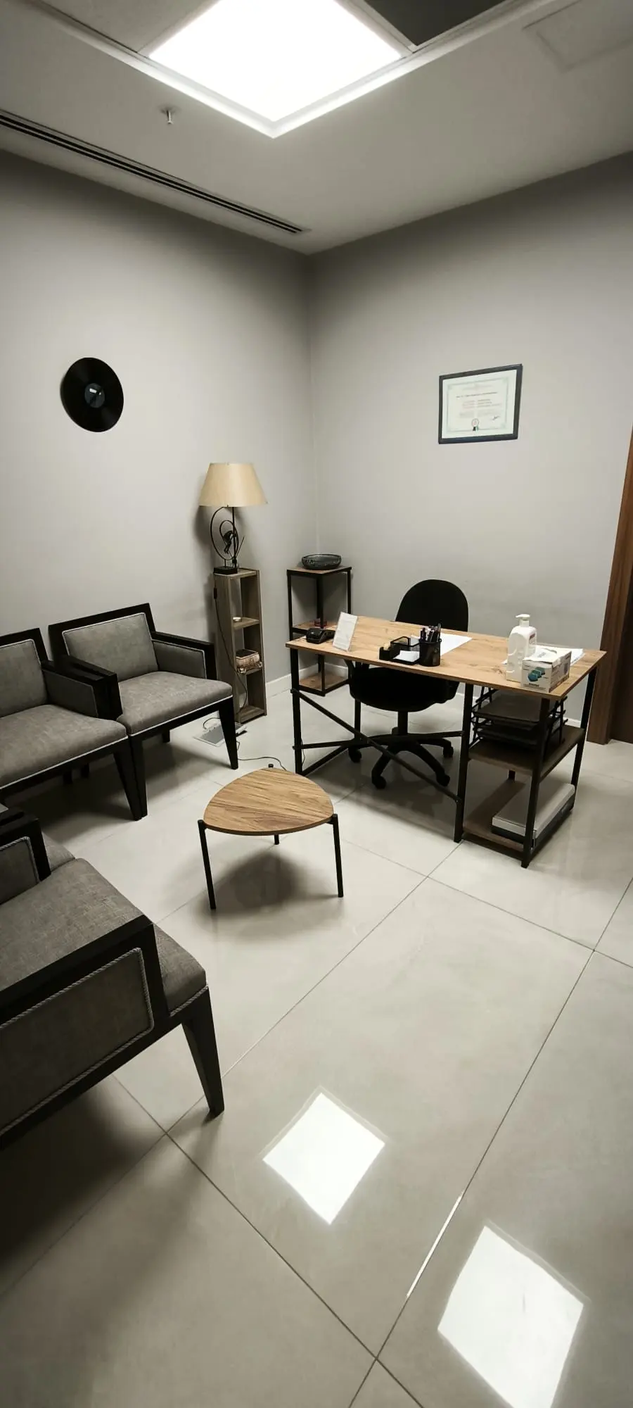 Clinic-provided photograph of Prof. Dr Levent Peşkircioğlu
