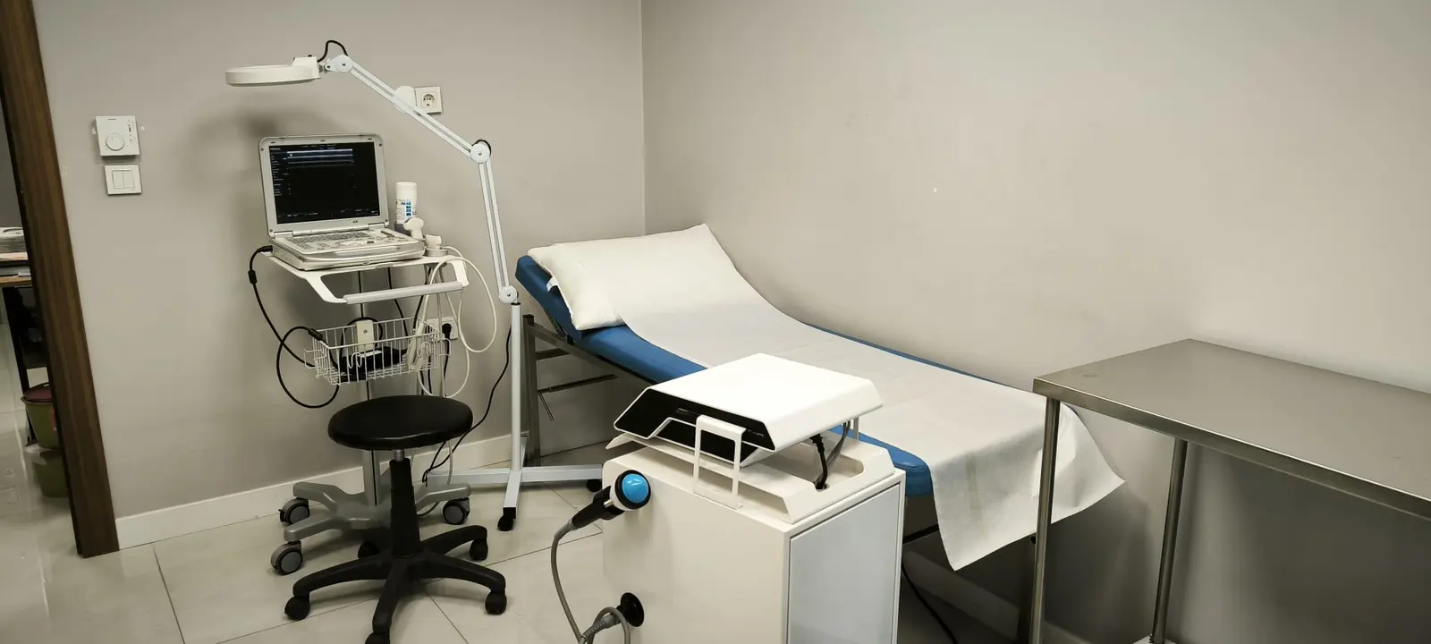 Clinic-provided photograph of Prof. Dr Levent Peşkircioğlu
