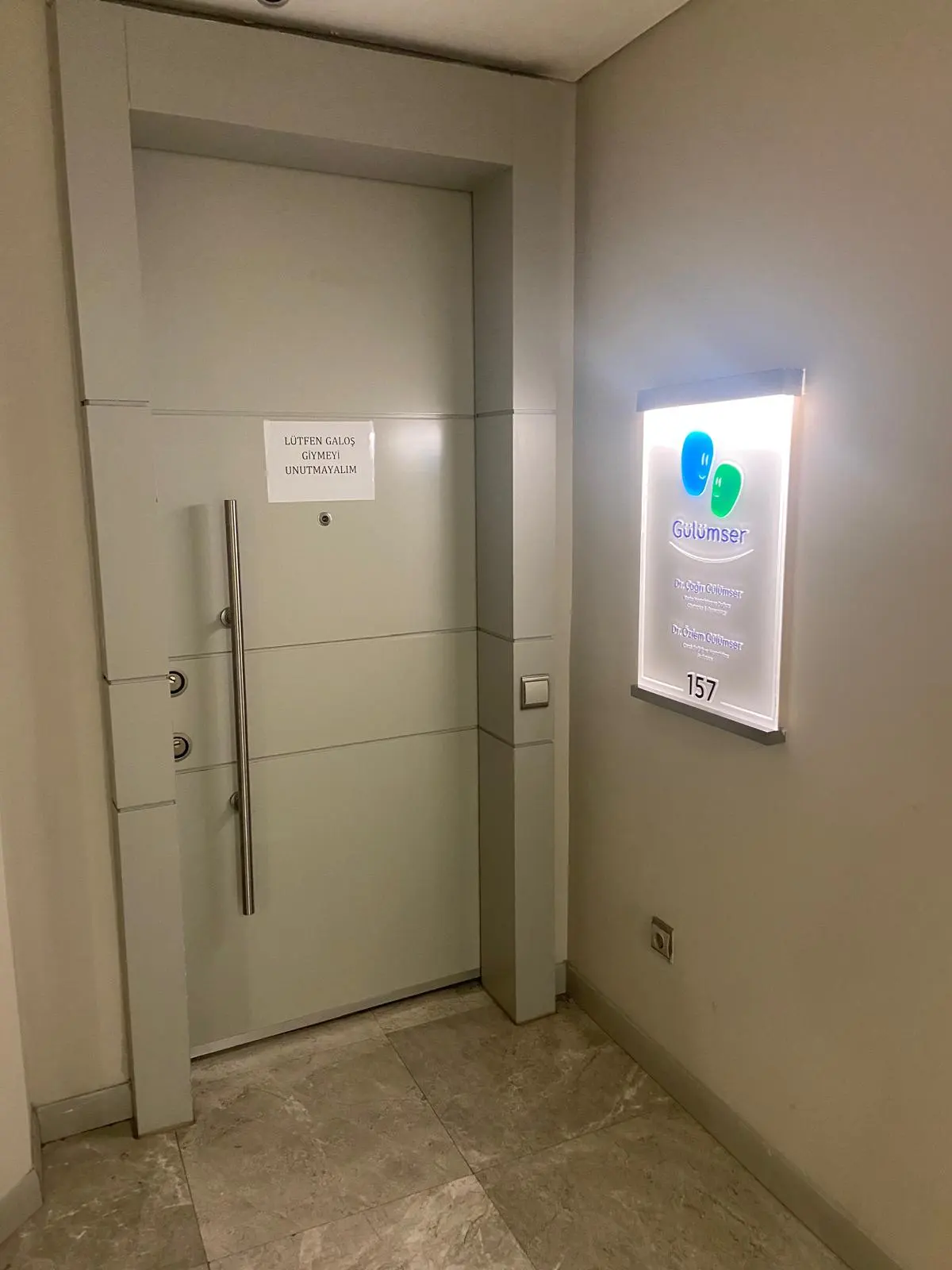 Clinic-provided photograph of Prof. Dr Çağrı Gülümser