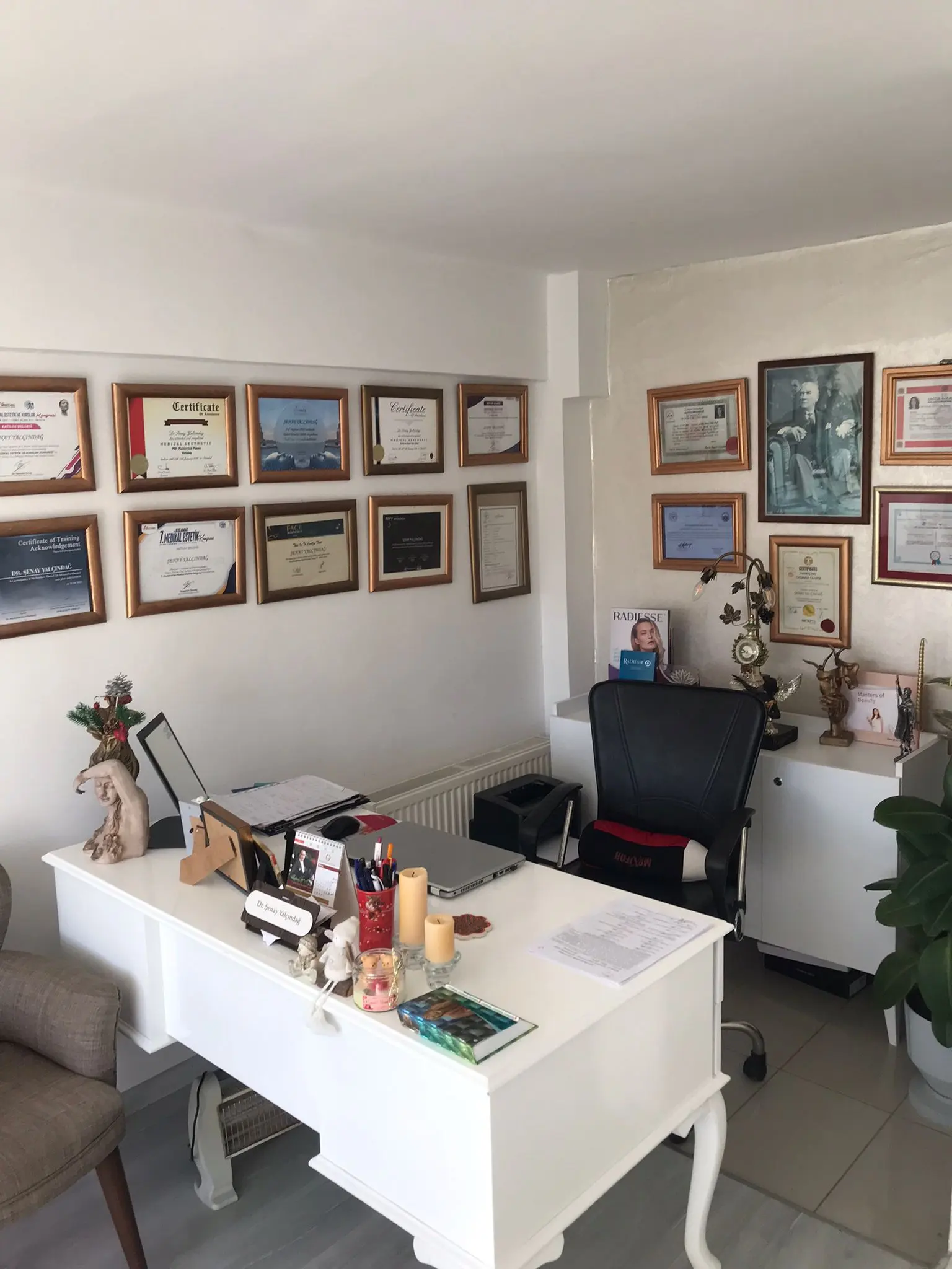 Von der Klinik bereitgestelltes Foto von Dr. Şenay Yalçındağ