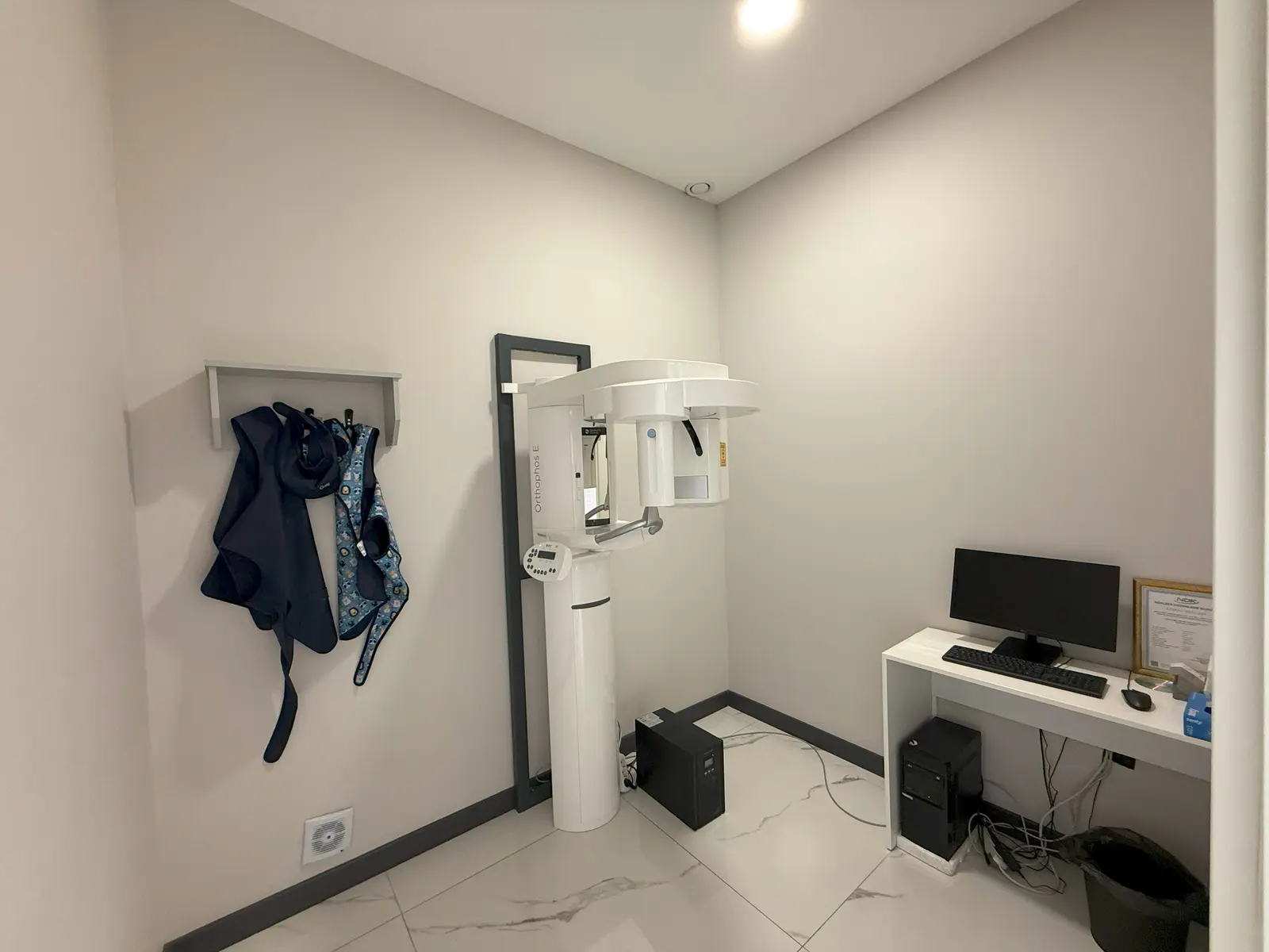 Clinic-provided photograph of Locadent Bayraklı Dental Clinic