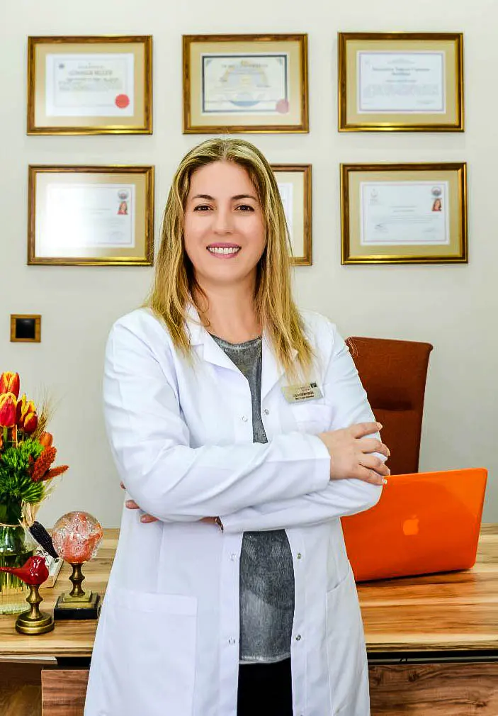 Von der Klinik bereitgestelltes Foto von Dr. Güzin Güntekin (Demirci)