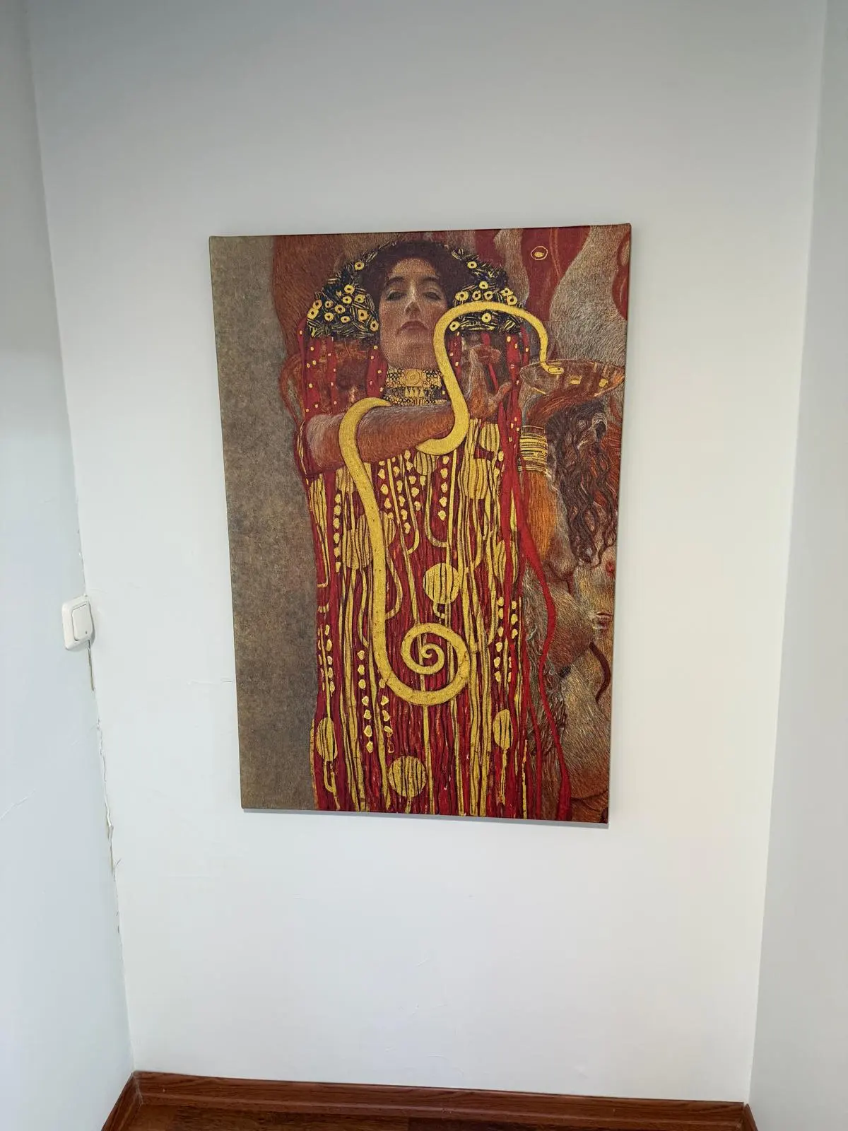 Clinic-provided photograph of Dr Emine Zeynep Yılmaz