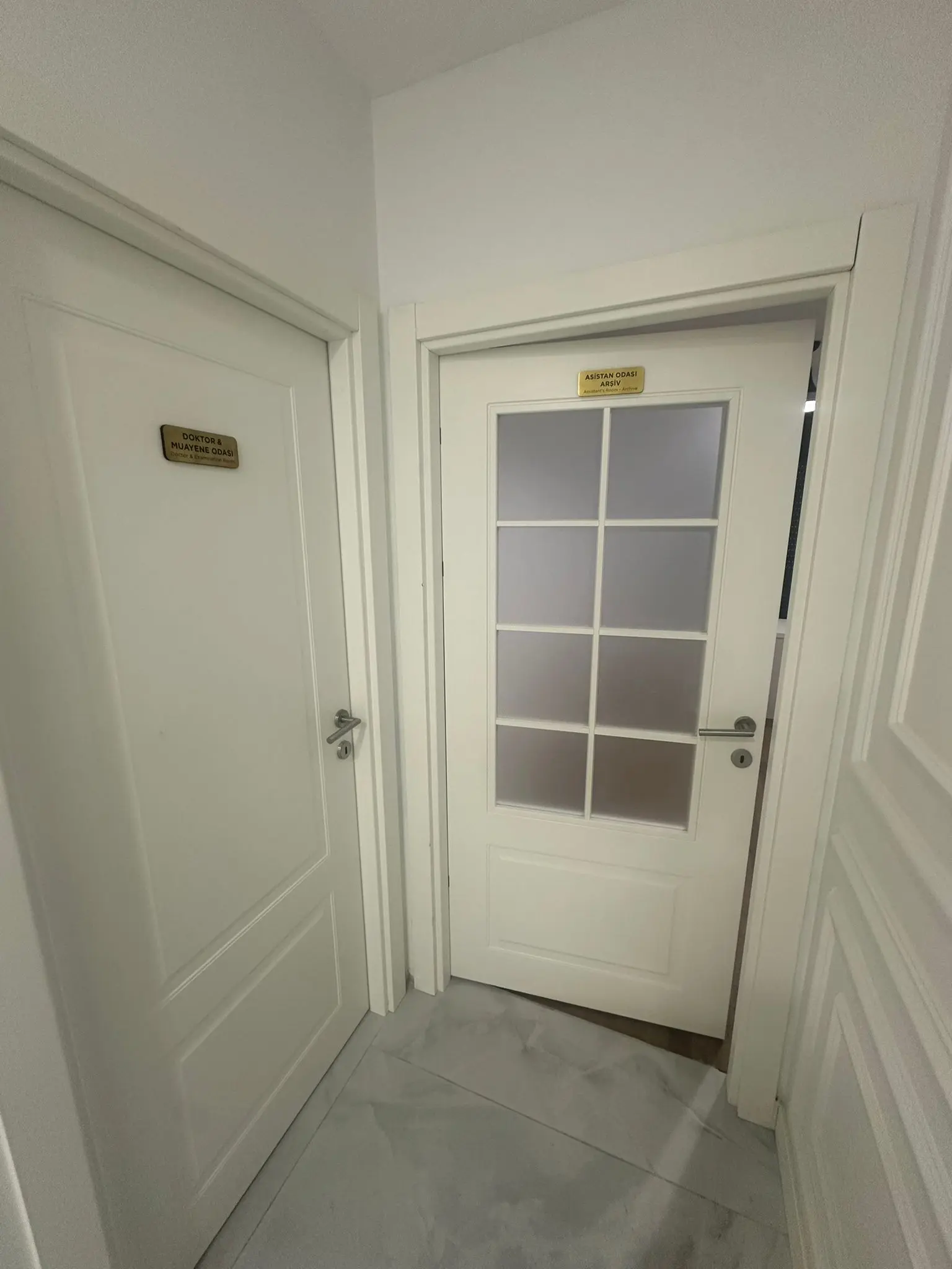 Clinic-provided photograph of Dr Şafak Aktar
