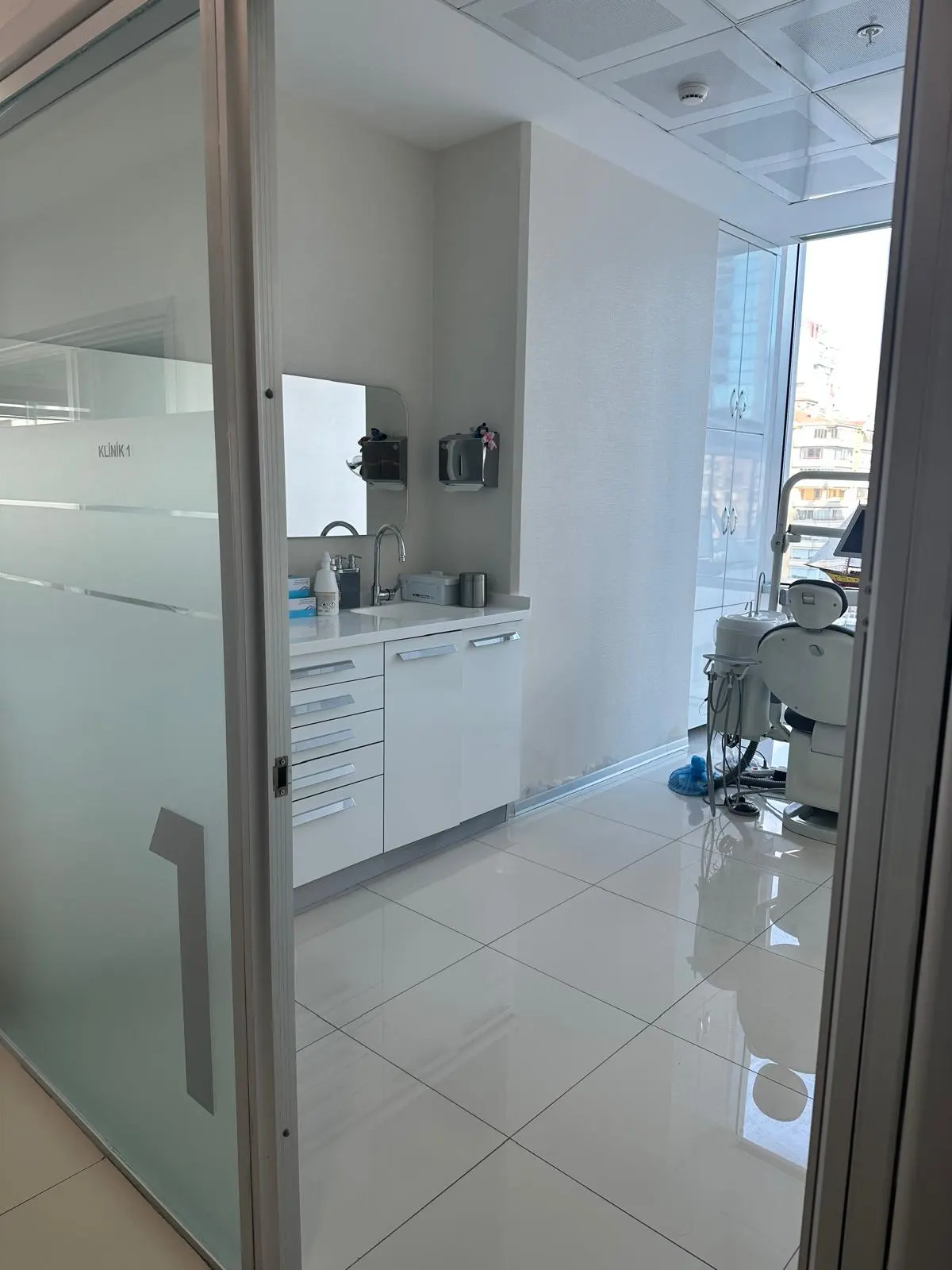 Clinic-provided photograph of Dr Gonca Keleş