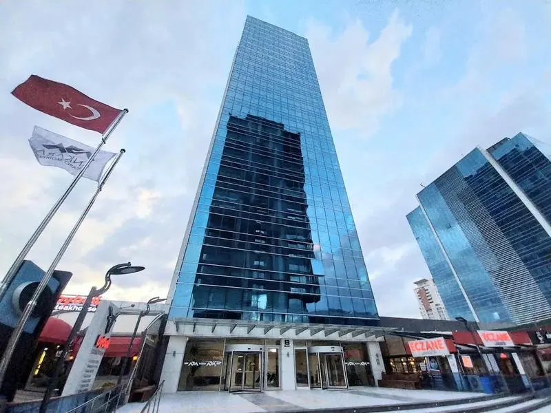 Clinic-provided photograph of Dr Gonca Keleş