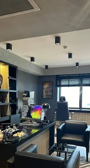 Von der Klinik bereitgestelltes Foto von Dr. Elad Azizli