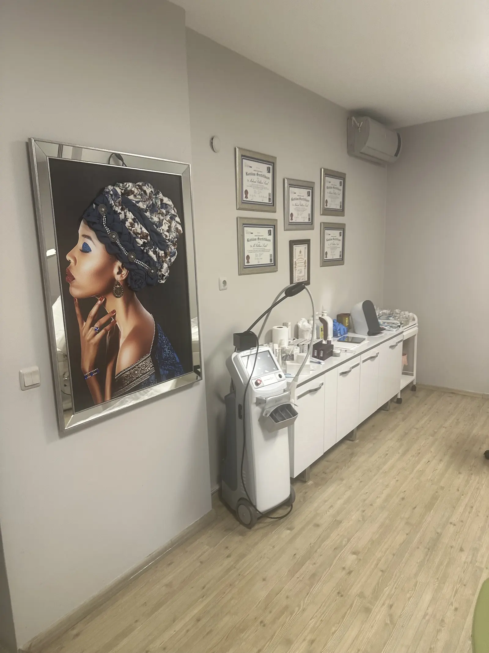 Clinic-provided photograph of Dr Mehmet Gökhan Sural