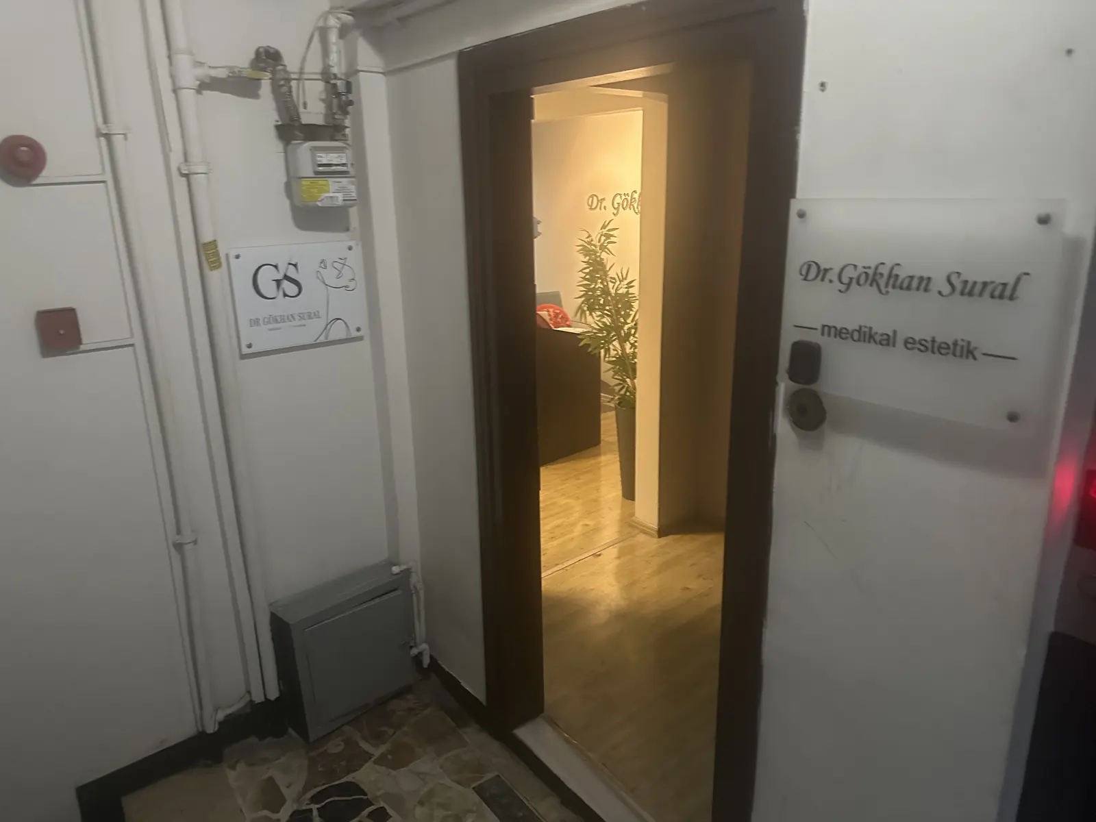 Clinic-provided photograph of Dr Mehmet Gökhan Sural