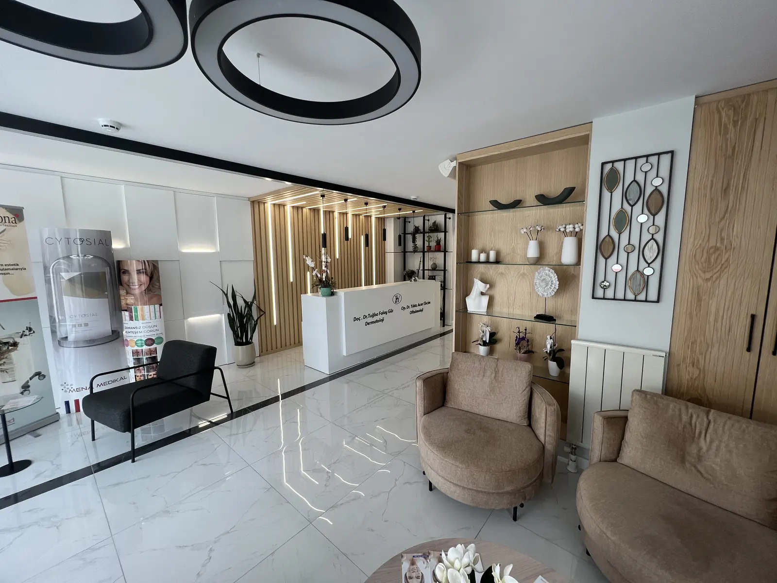 Von der Klinik bereitgestelltes Foto von Dr. Yıldız Acar Ebcim