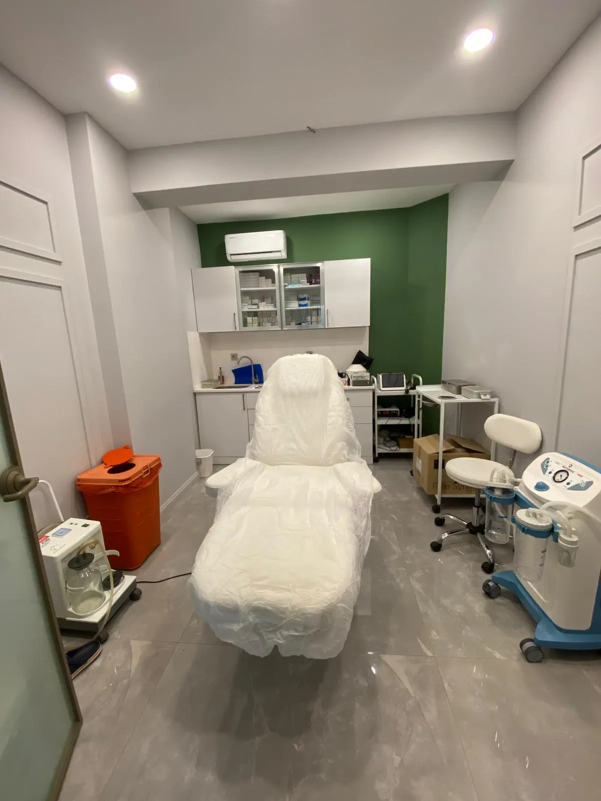 Clinic-provided photograph of Dr Sena Genç Elden