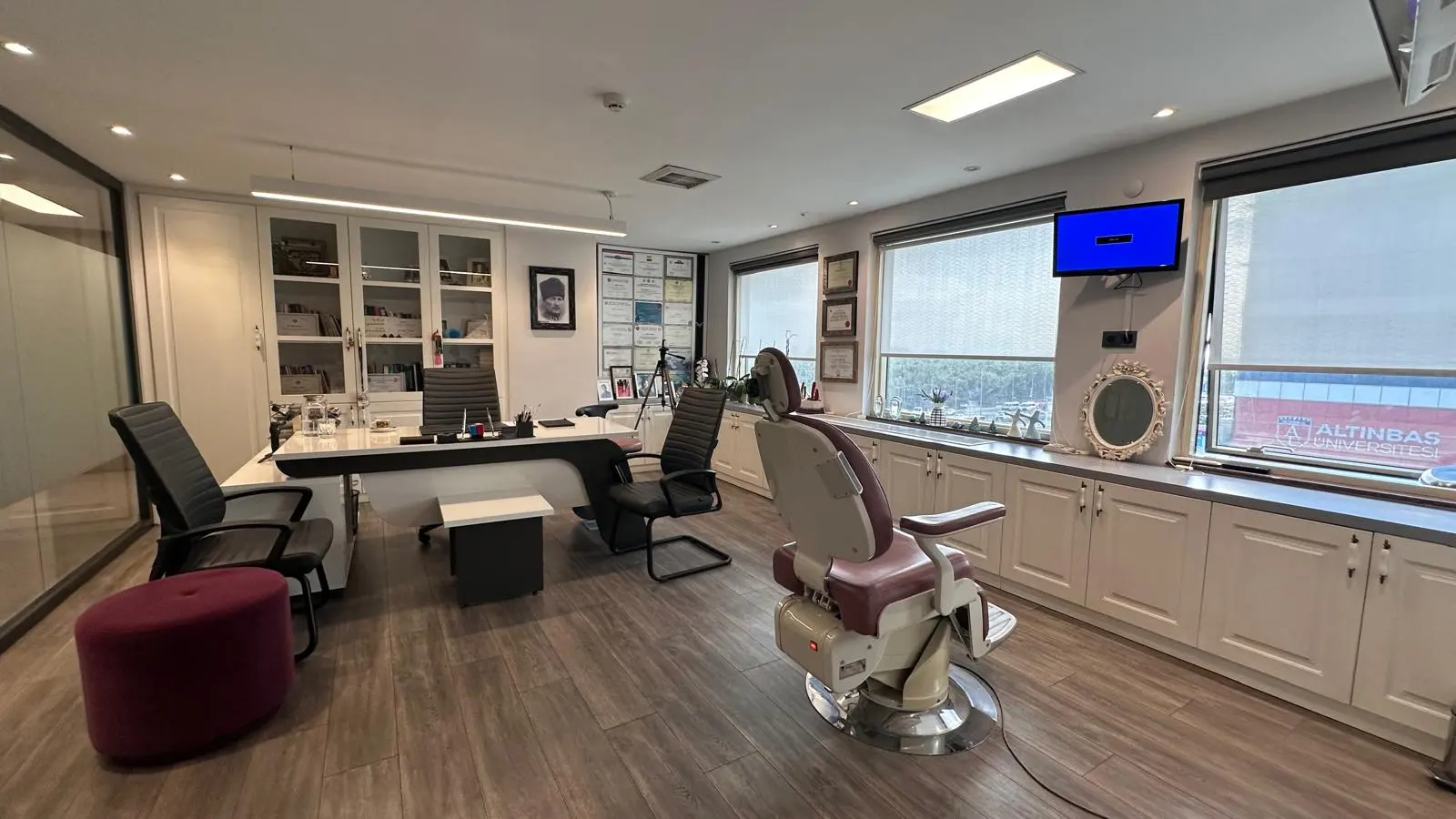 Von der Klinik bereitgestelltes Foto von Dr. Ebru Topuz