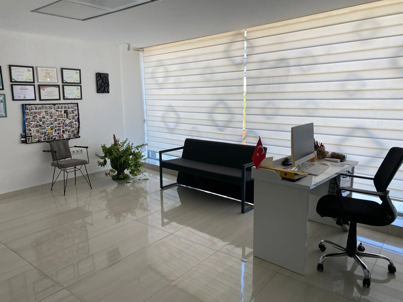 Clinic-provided photograph of Uğur Erçiftçi Dentasey Kuşadası Dental Clinic