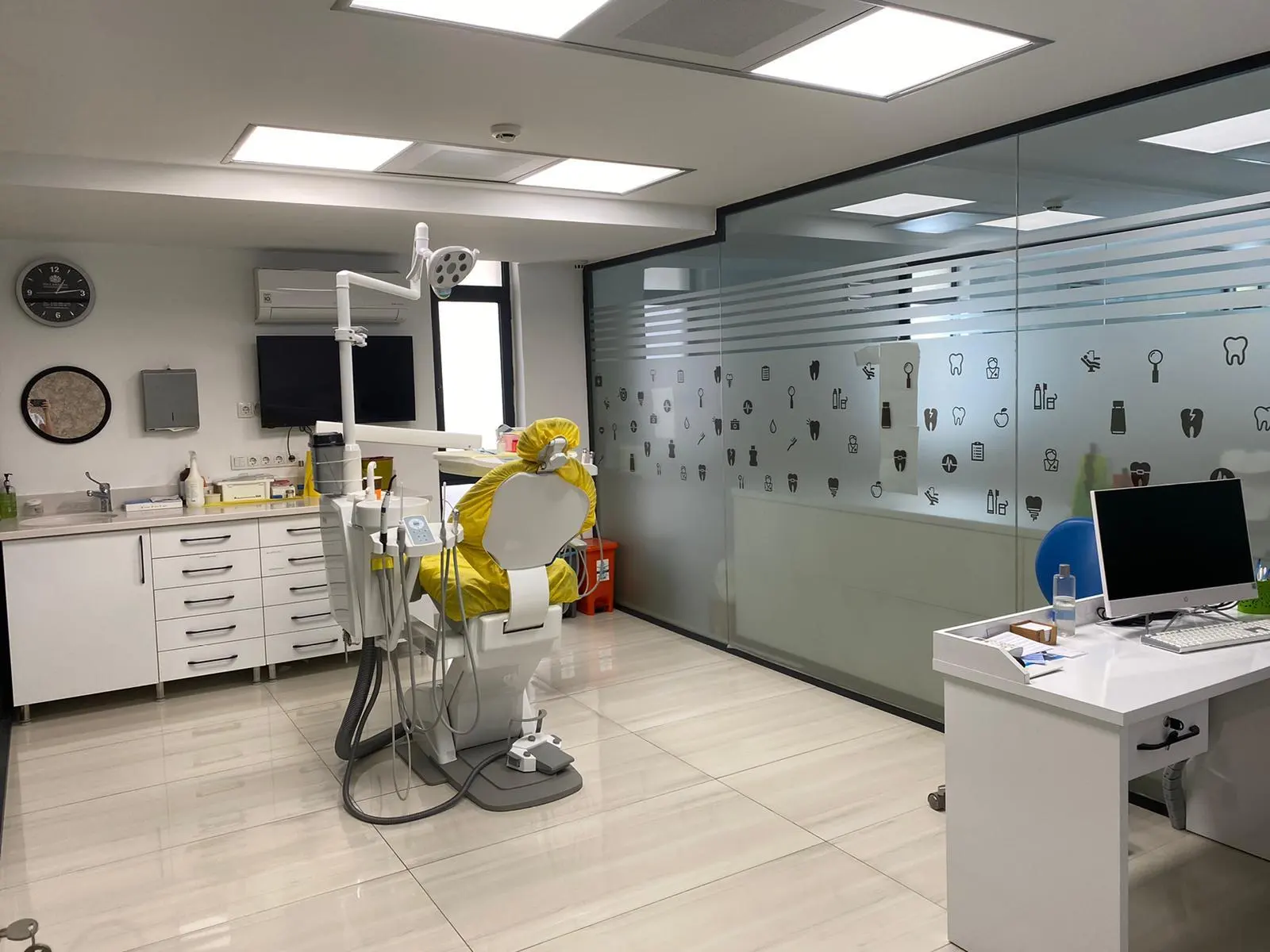 Clinic-provided photograph of Uğur Erçiftçi Dentasey Kuşadası Dental Clinic