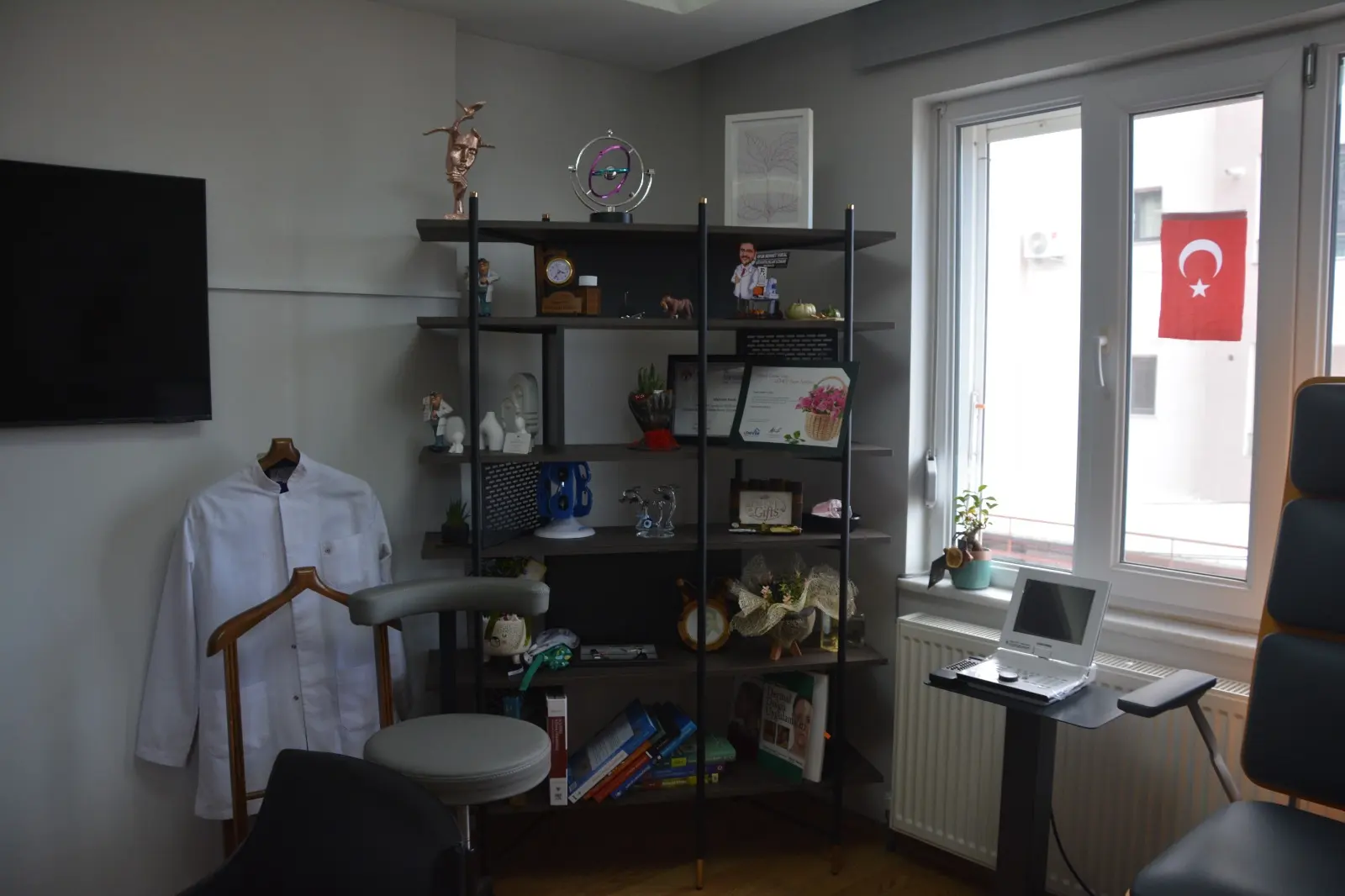 Clinic-provided photograph of Dr Mehmet Vural