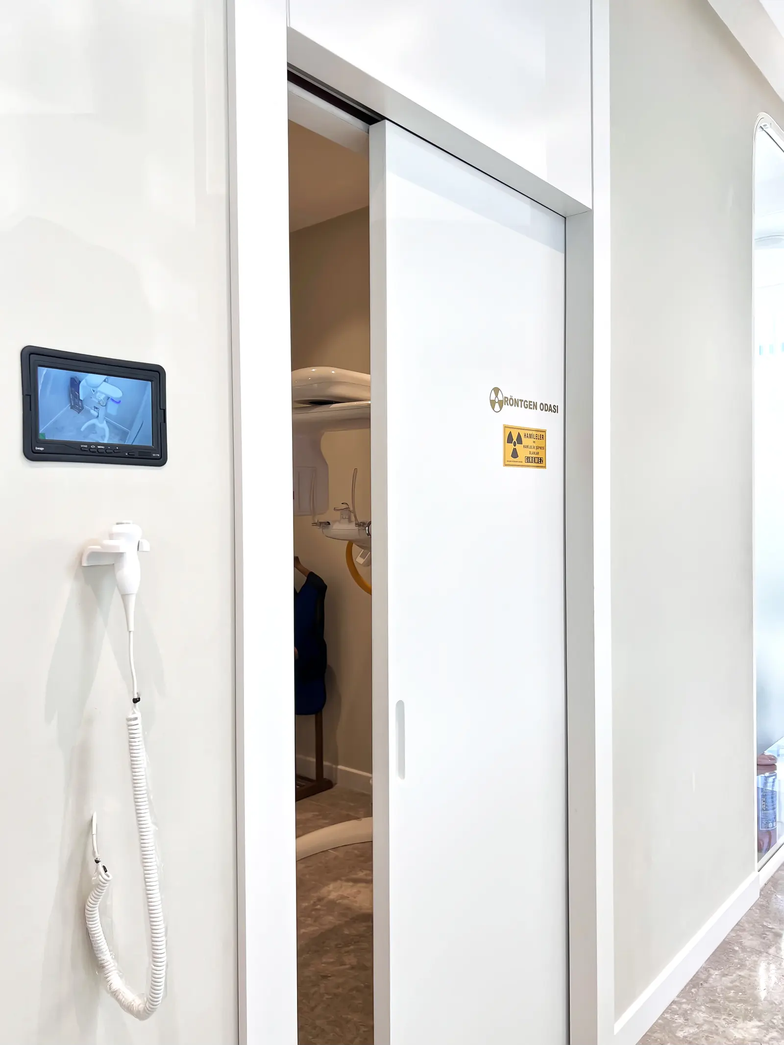 Clinic-provided photograph of BT Dent