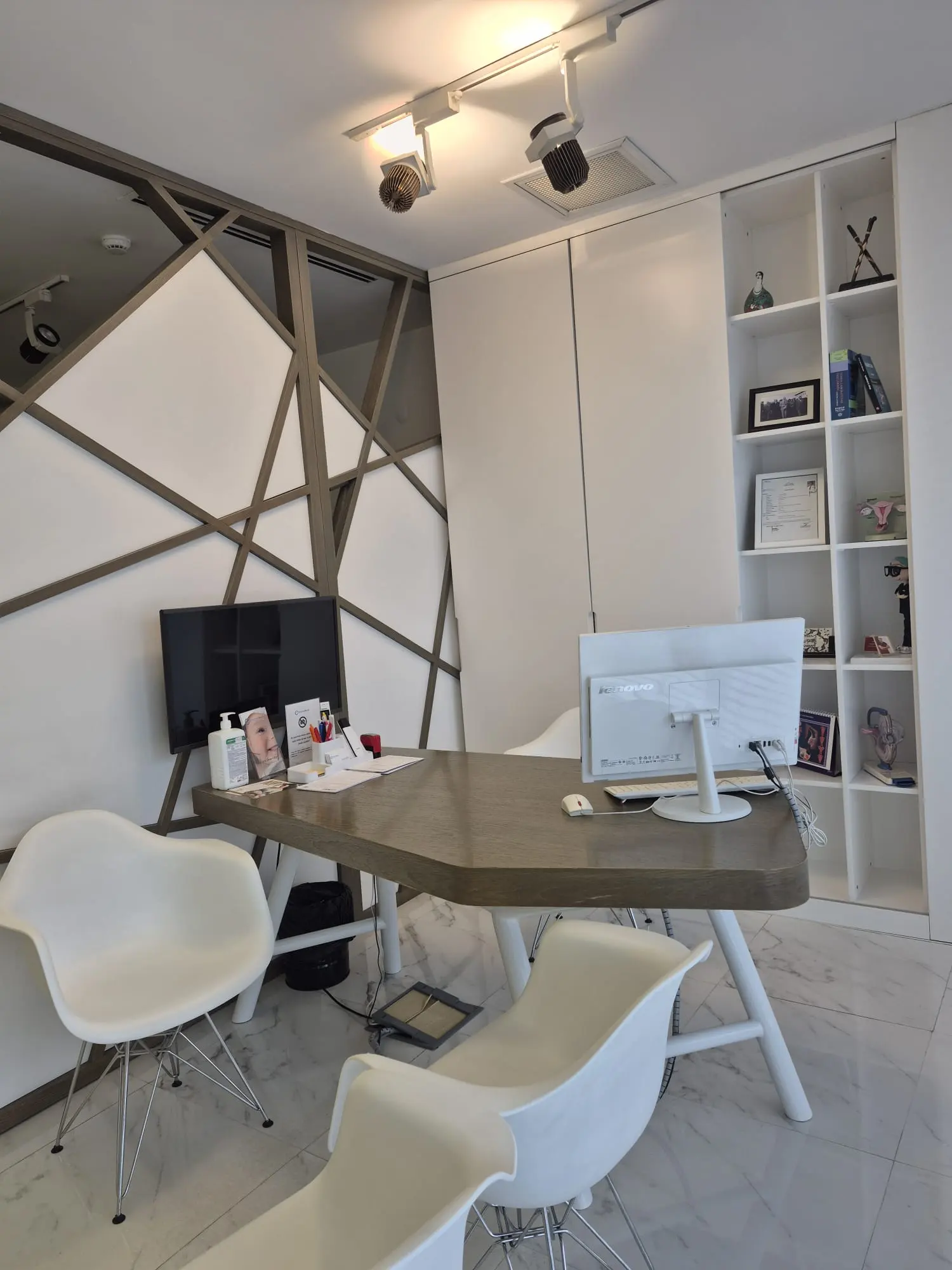 Clinic-provided photograph of Jinemed Bursa IVF Centre