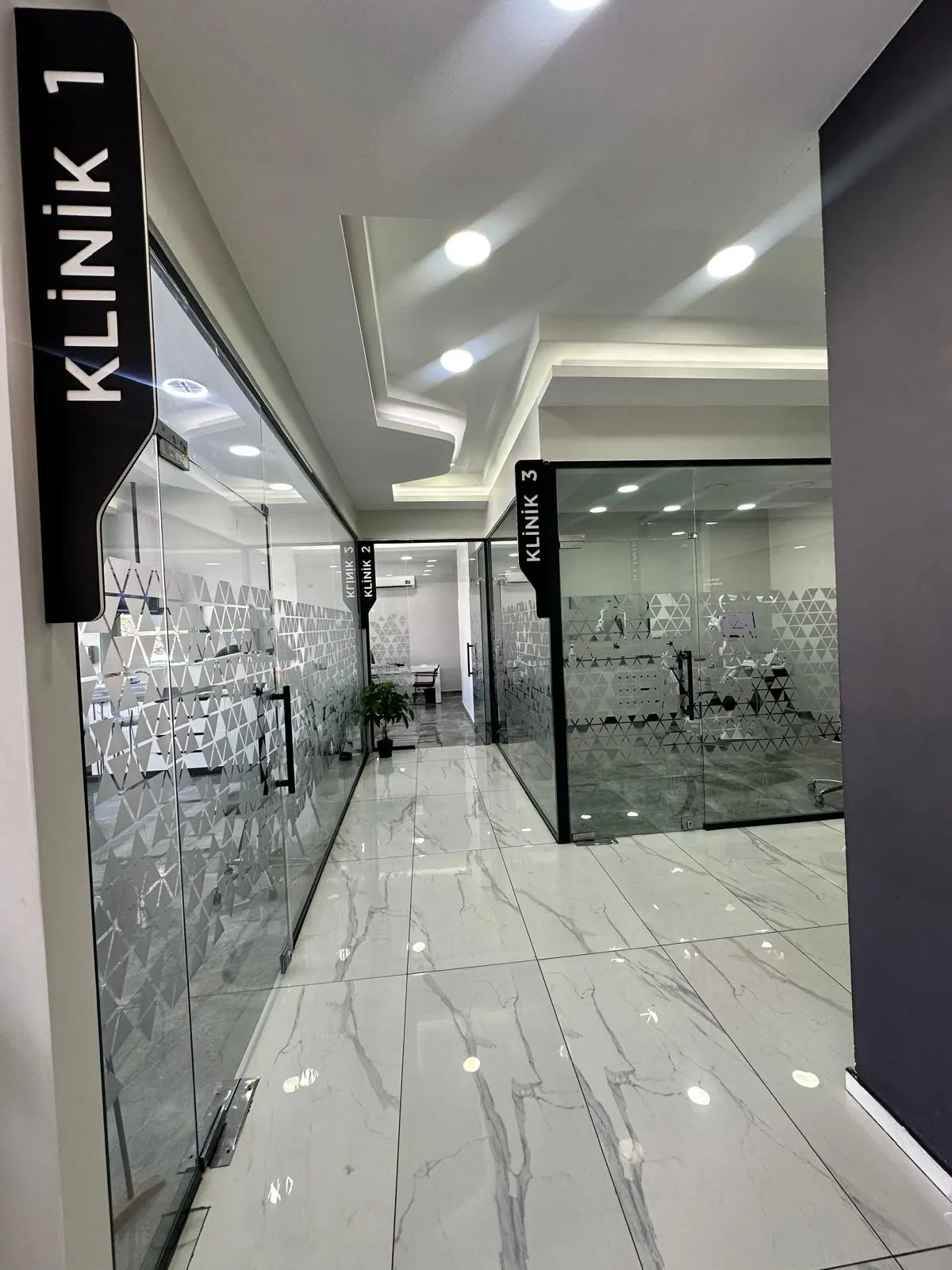 Von der Klinik bereitgestelltes Foto von Babil Zahnklinik