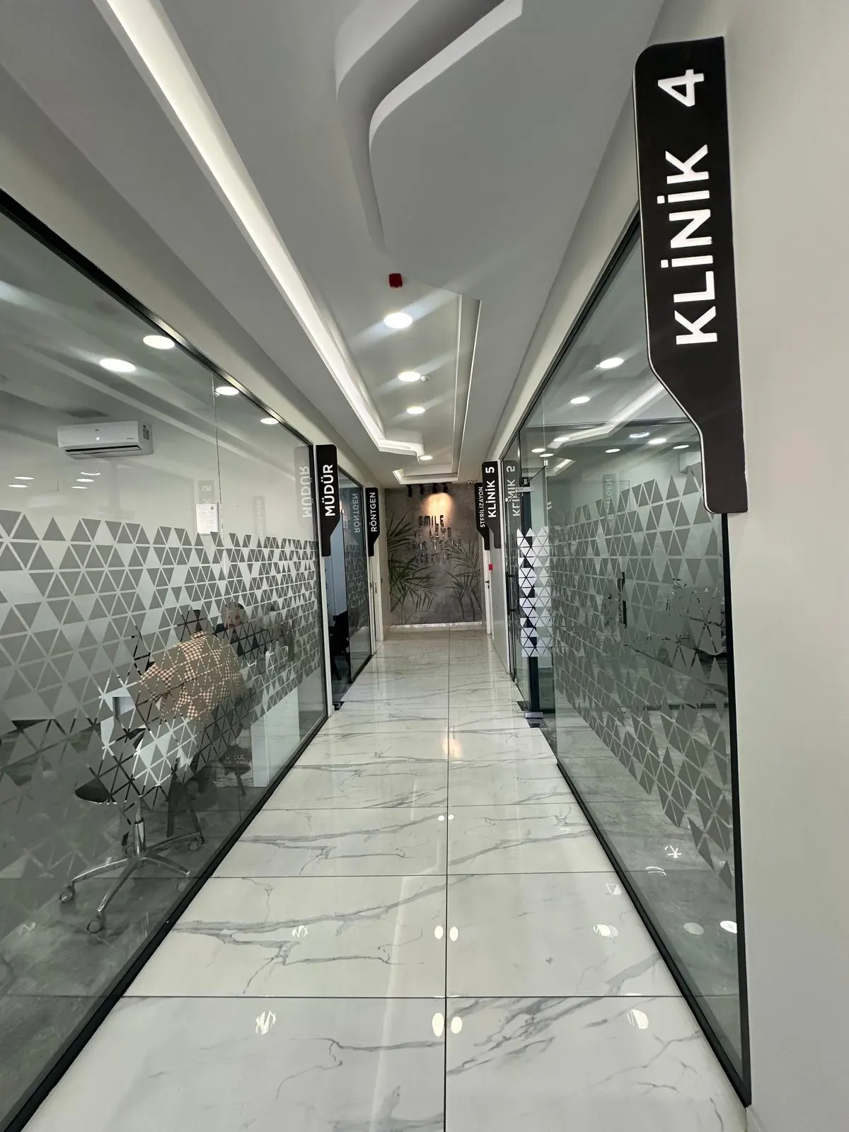 Von der Klinik bereitgestelltes Foto von Babil Zahnklinik