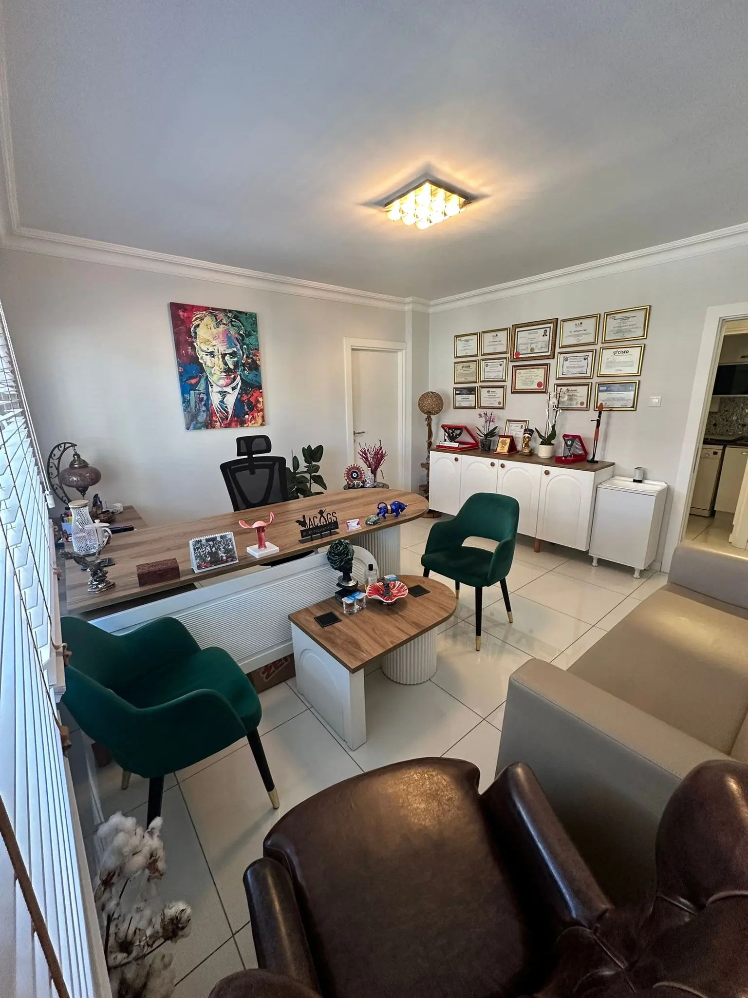 Clinic-provided photograph of Assoc. Prof. Dr Ali Doğukan Anğın