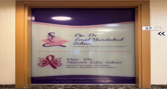 Clinic-provided photograph of Assoc. Prof. Dr Hasan Ediz Sıkar