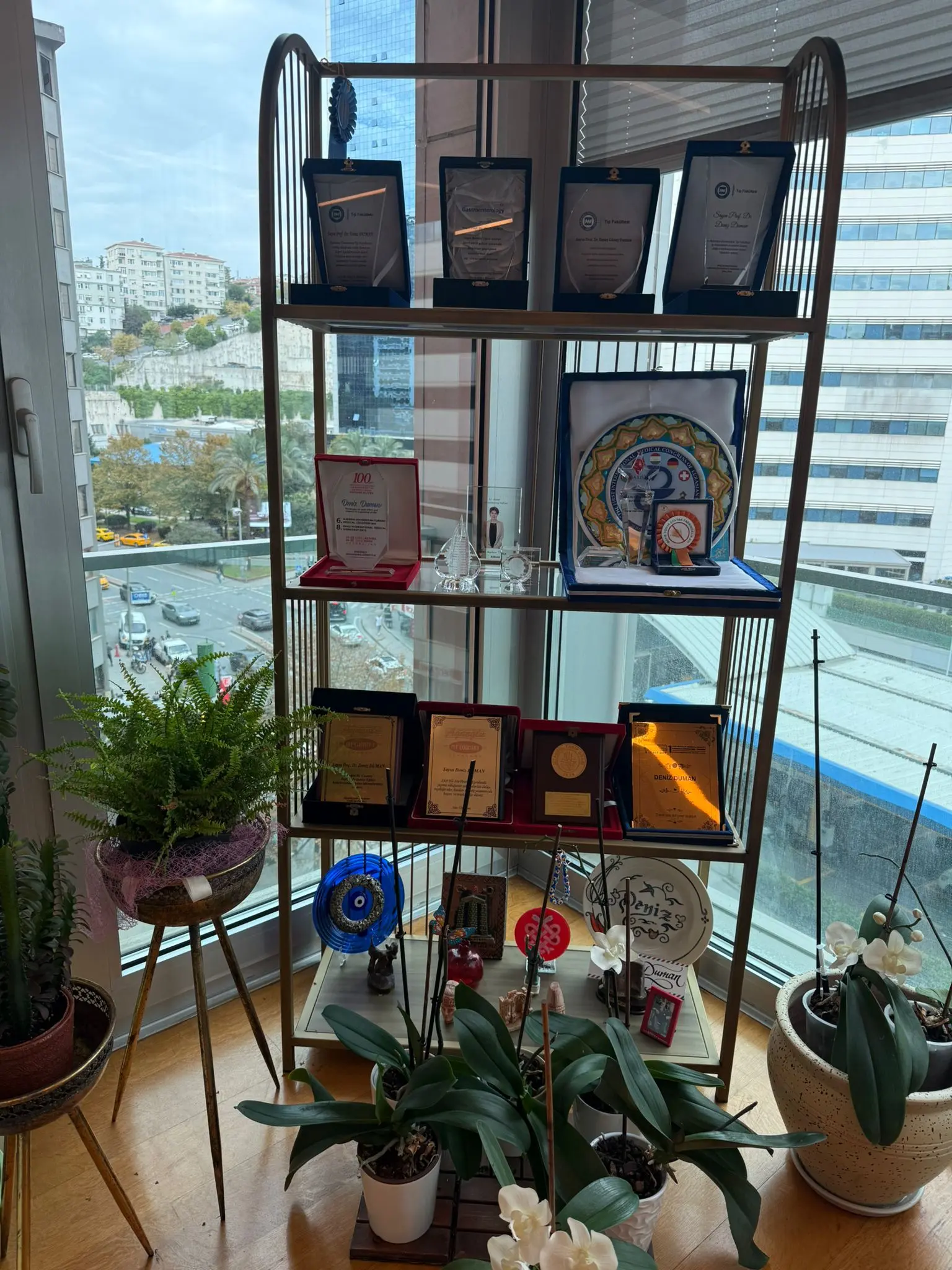 Clinic-provided photograph of Prof. Dr Deniz Duman