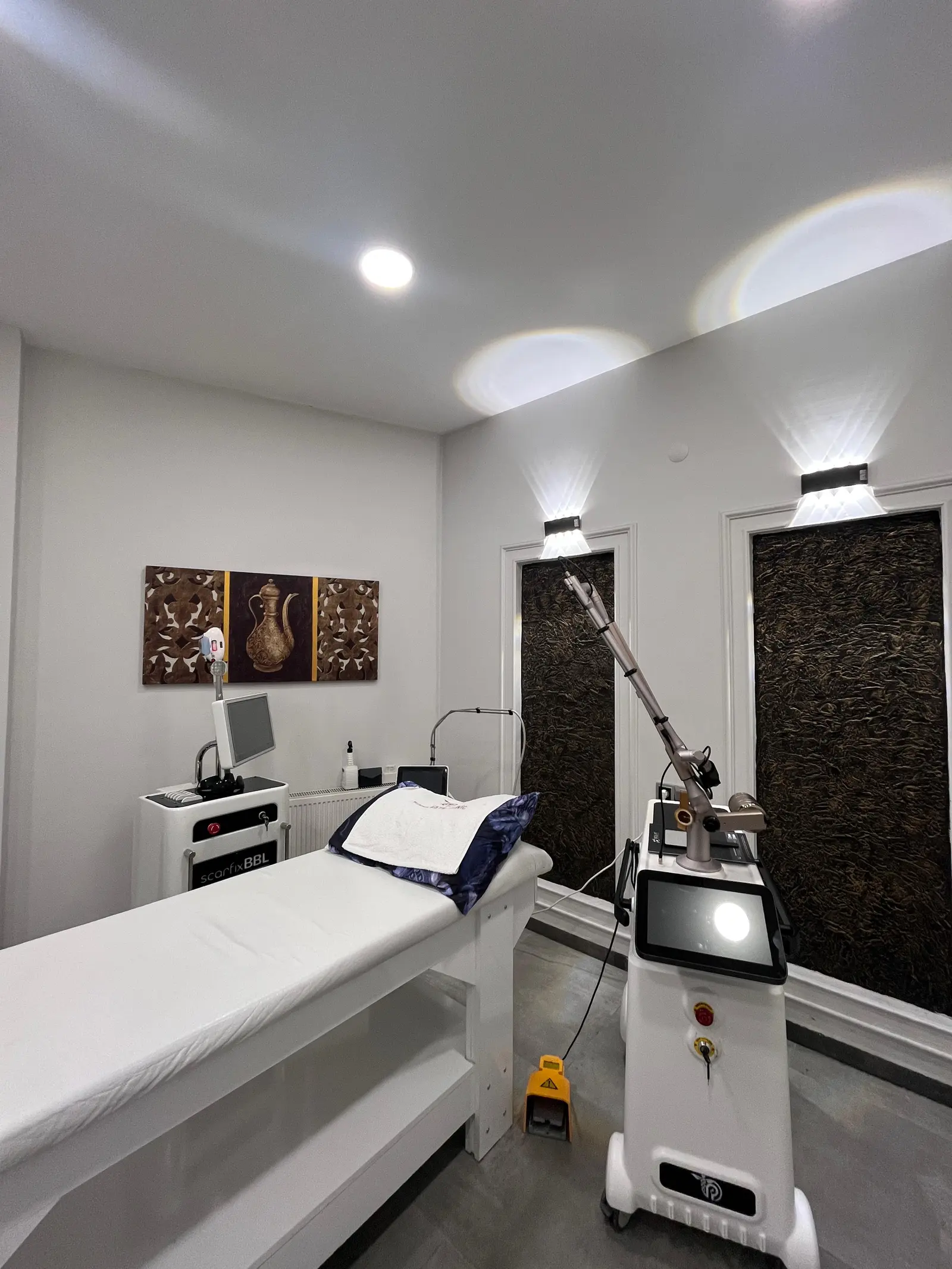 Clinic-provided photograph of Assoc. Prof. Dr Pınar Taşdemir