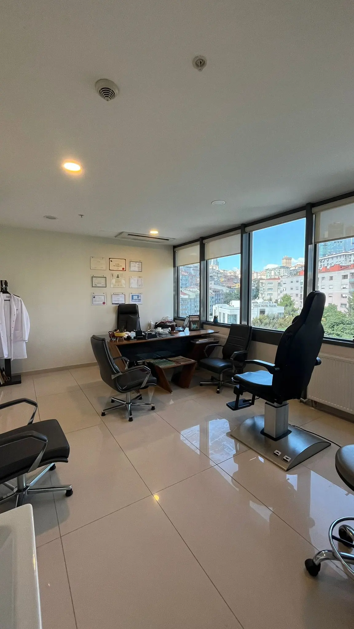 Clinic-provided photograph of Dr Celalettin Ünver