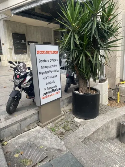 Clinic-provided photograph of Dr Abdulkadir Kilimcioğlu