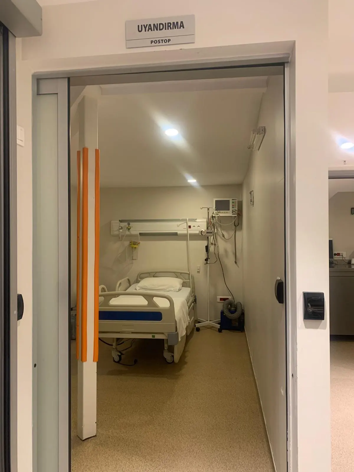 Clinic-provided photograph of Veni Vidi Göz Bakırköy Eye Centre