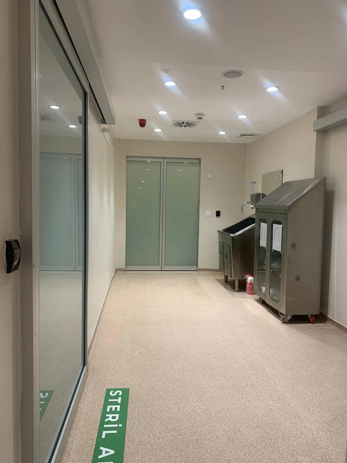 Clinic-provided photograph of Veni Vidi Göz Bakırköy Eye Centre