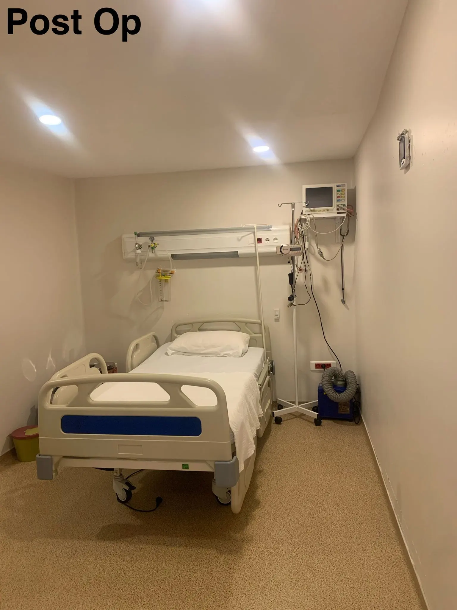 Clinic-provided photograph of Veni Vidi Göz Bakırköy Eye Centre