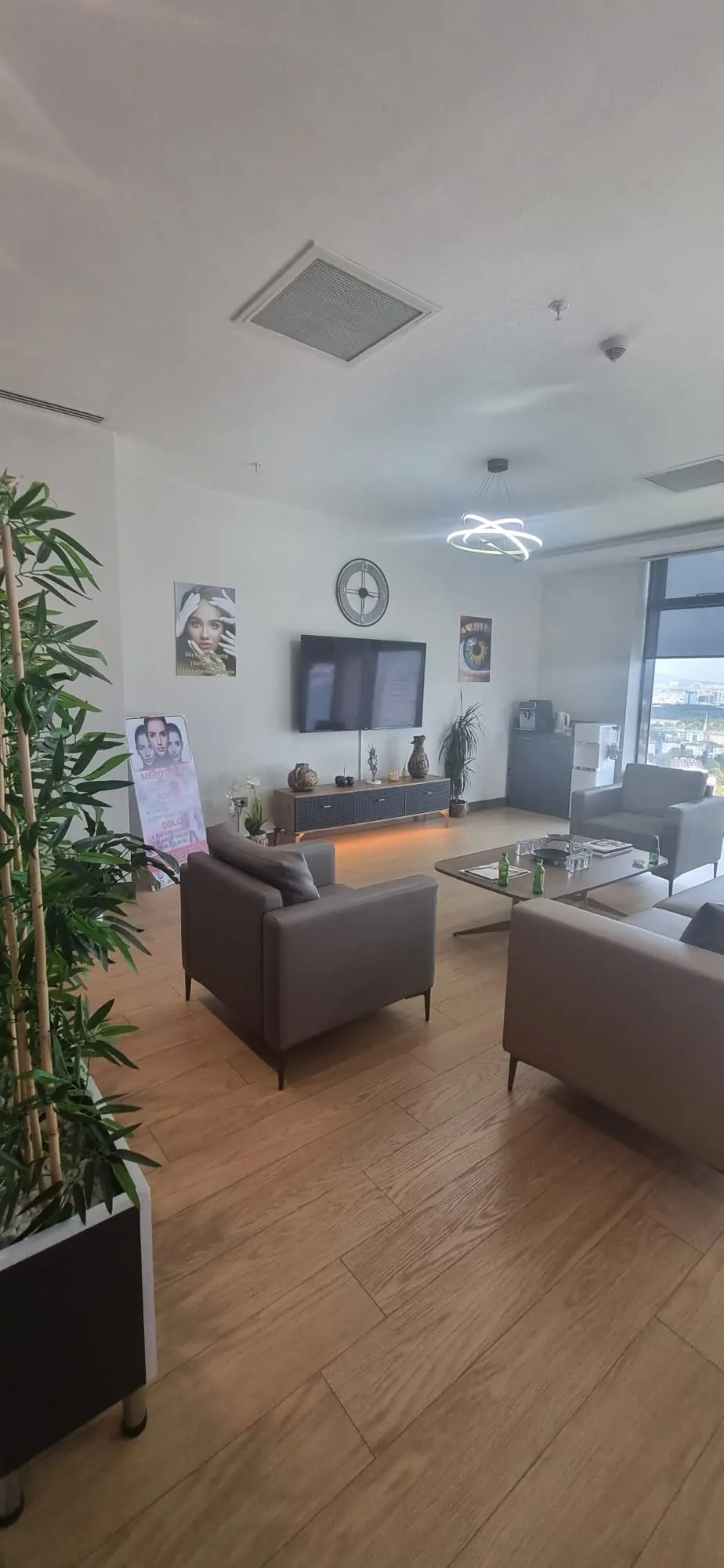 Clinic-provided photograph of Assoc. Prof. Dr Mustafa Köşker