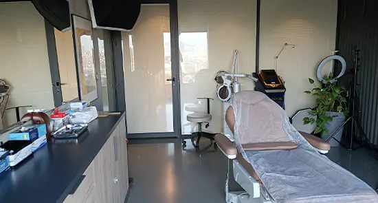 Von der Klinik bereitgestelltes Foto von Dr. Orkun Uzuneyüpoğlu