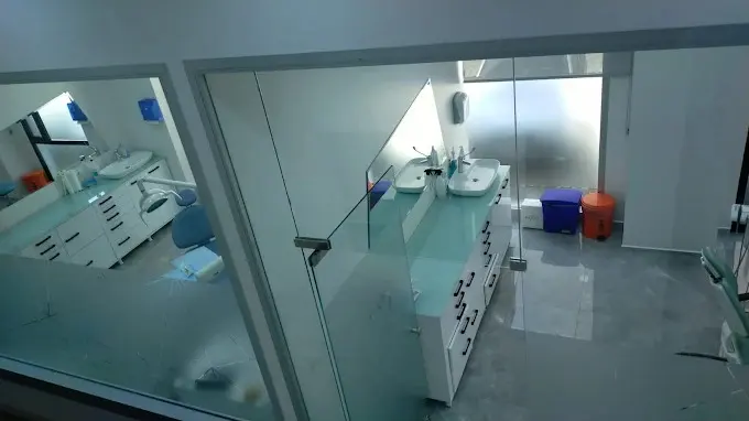 Von der Klinik bereitgestelltes Foto von Dokuz Eylül Zahnklinik