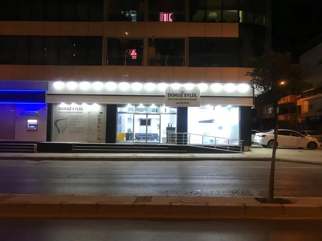 Von der Klinik bereitgestelltes Foto von Dokuz Eylül Zahnklinik