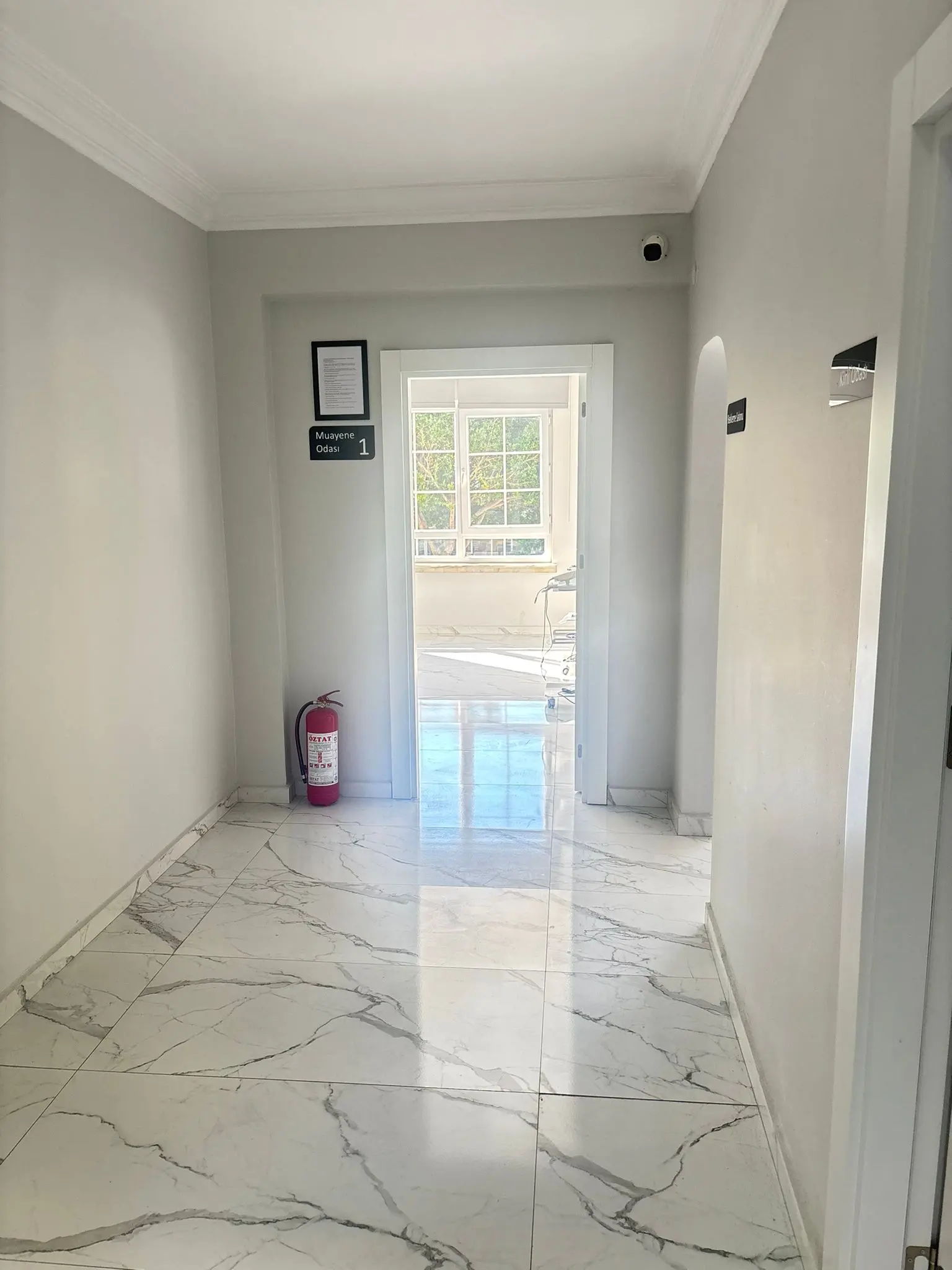 Clinic-provided photograph of Dr Emrah Çetin