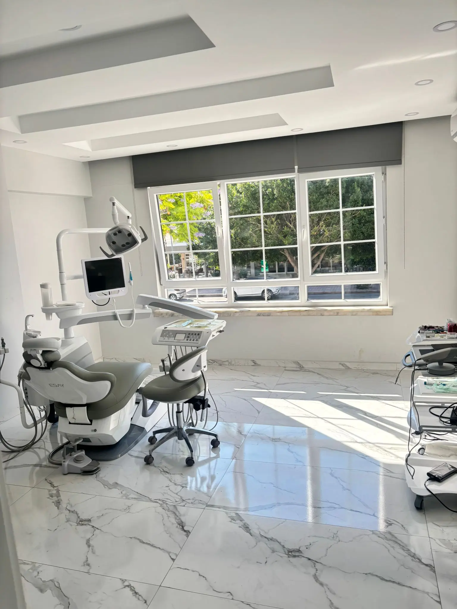 Clinic-provided photograph of Dr Emrah Çetin