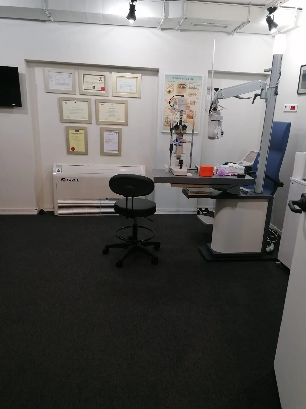 Clinic-provided photograph of Prof. Dr Rıfat Rasier