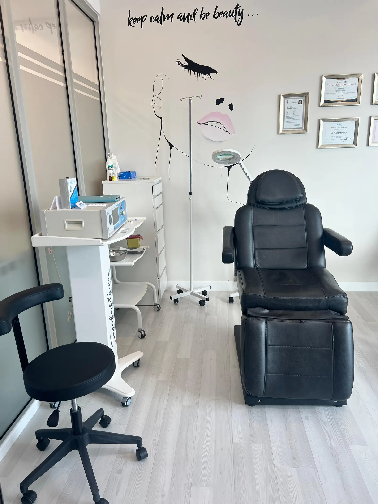 Clinic-provided photograph of Dr Çiğdem Özden