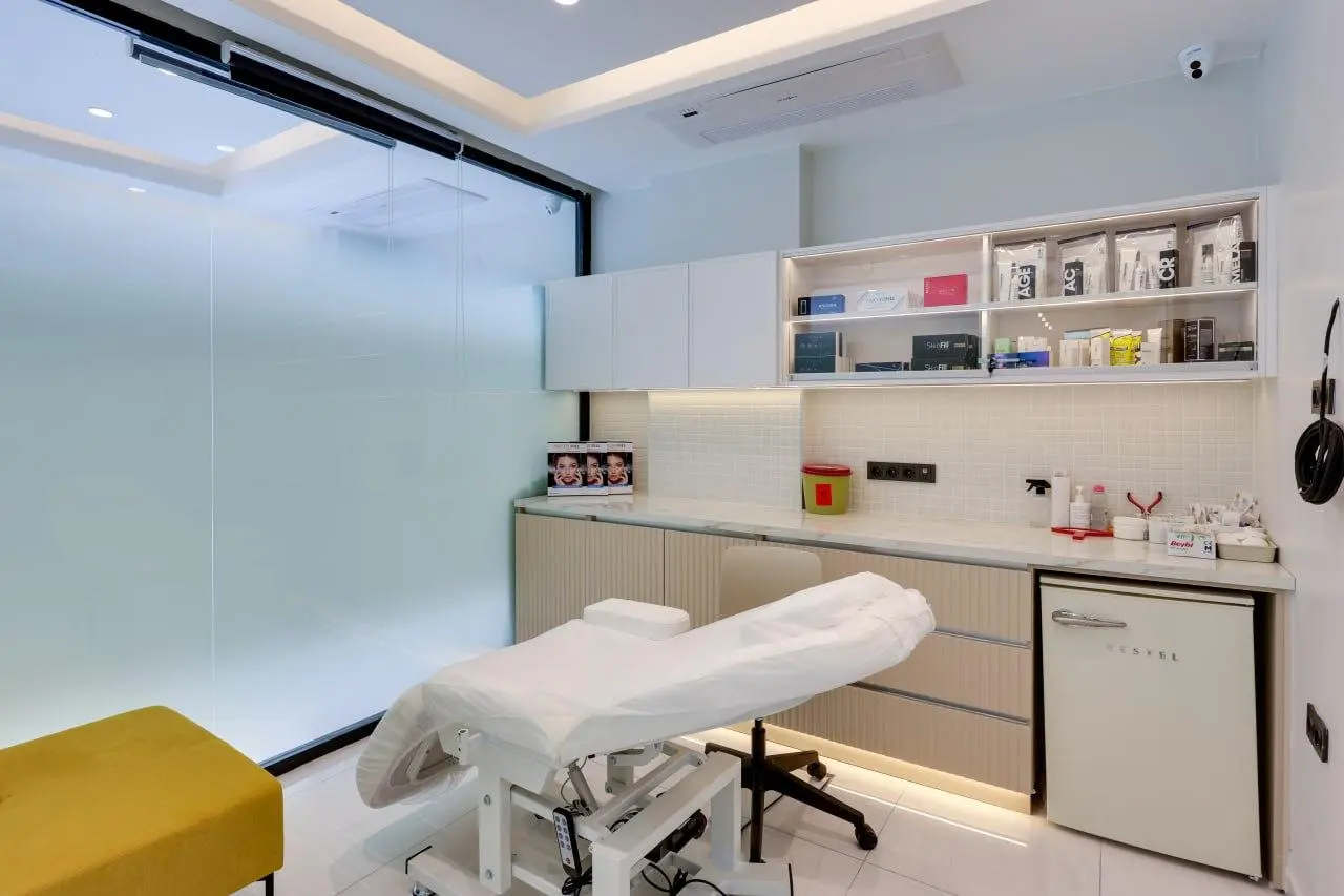 Clinic-provided photograph of Dr Ezgi Aydın