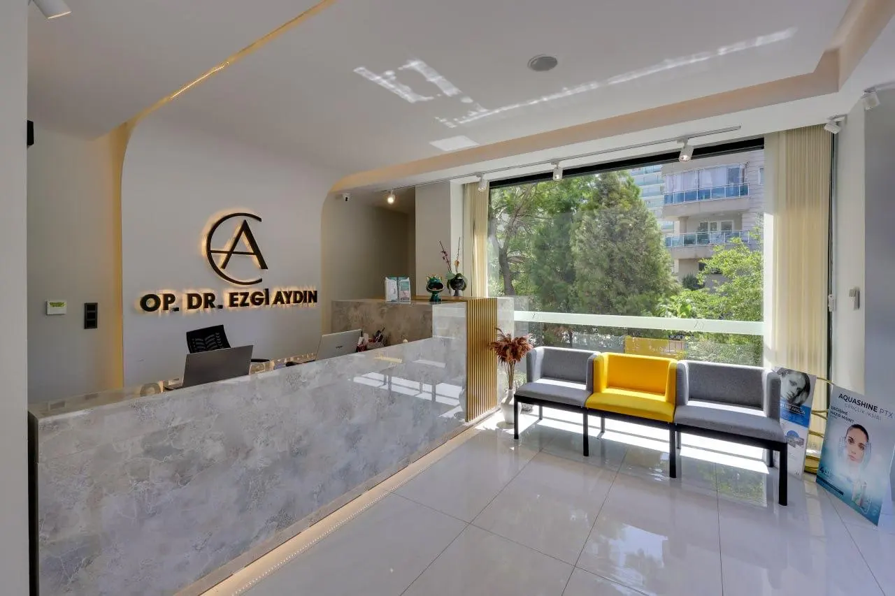 Clinic-provided photograph of Dr Ezgi Aydın