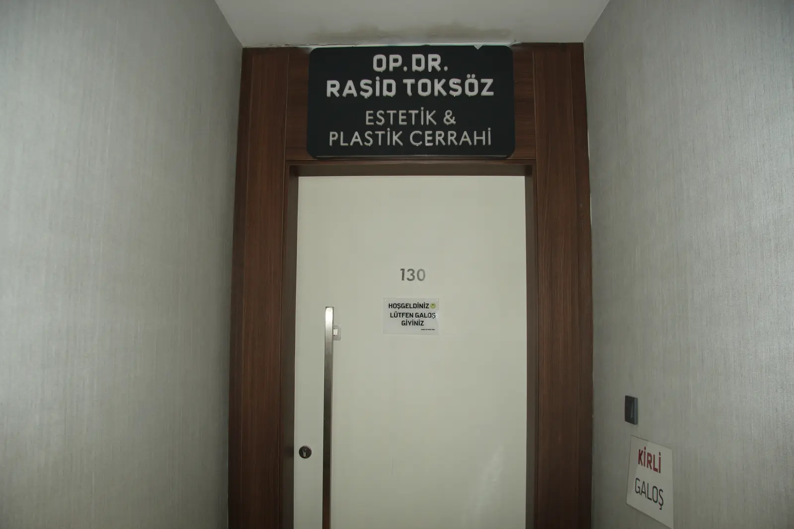 Clinic-provided photograph of Dr Mustafa Raşid Toksöz