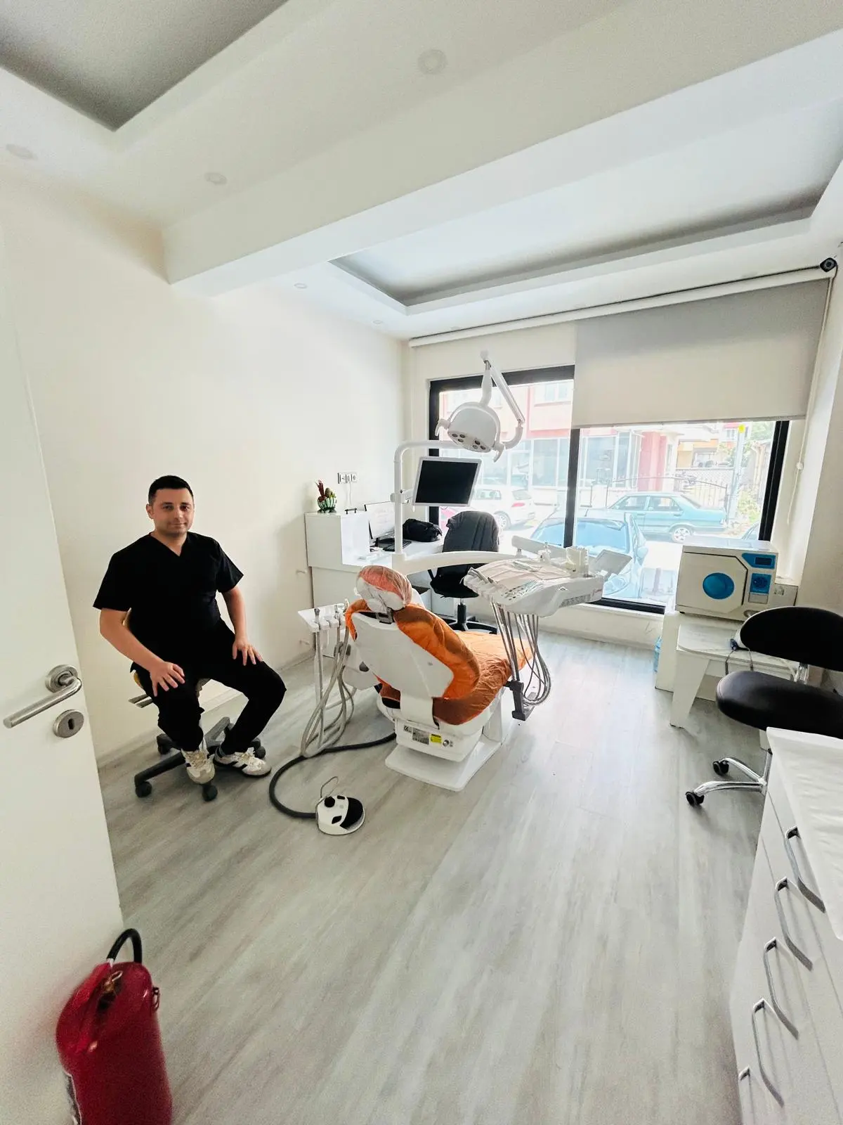 Von der Klinik bereitgestelltes Foto von Dr. Ahmet Ergin