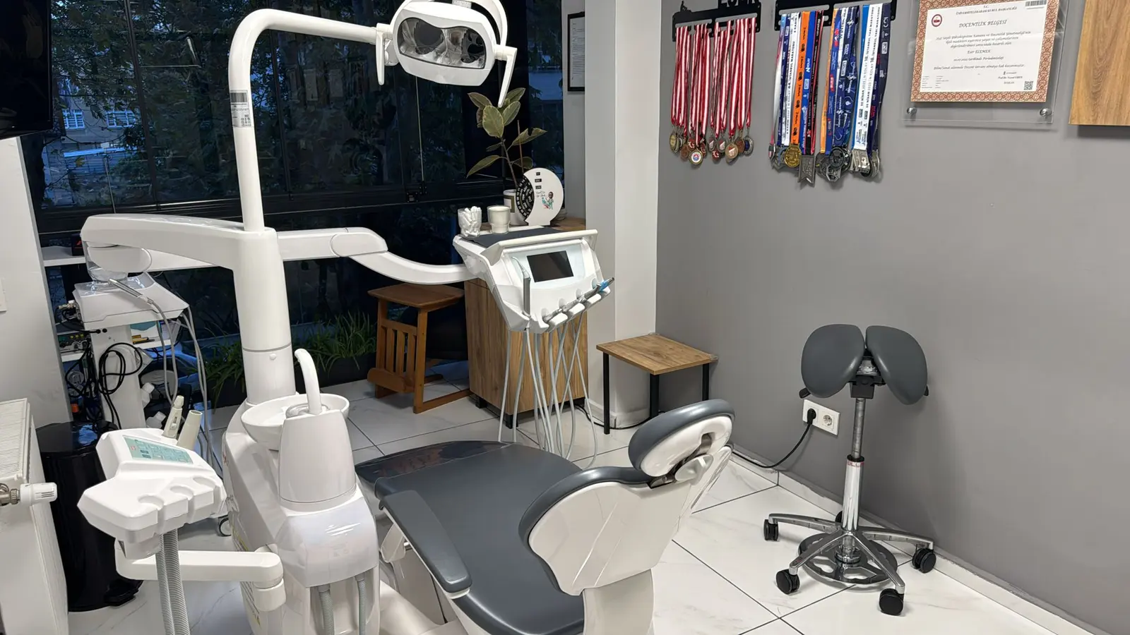 Clinic-provided photograph of Assoc. Prof. Dr Eser Elemek