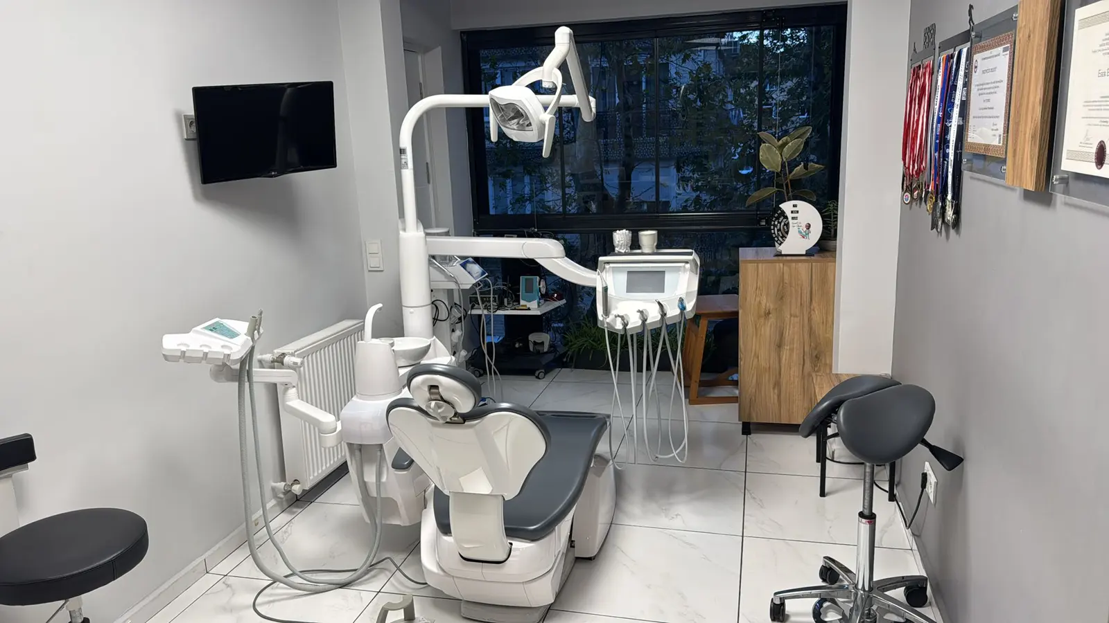 Clinic-provided photograph of Assoc. Prof. Dr Eser Elemek