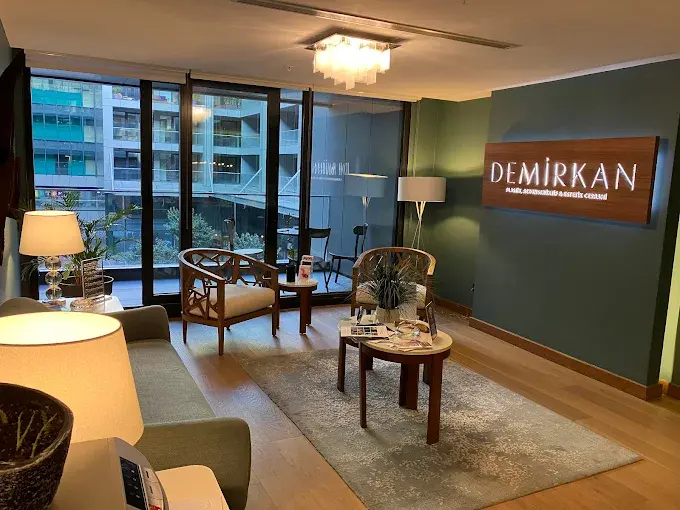 Von der Klinik bereitgestelltes Foto von Prof. Dr. Ferit Demirkan