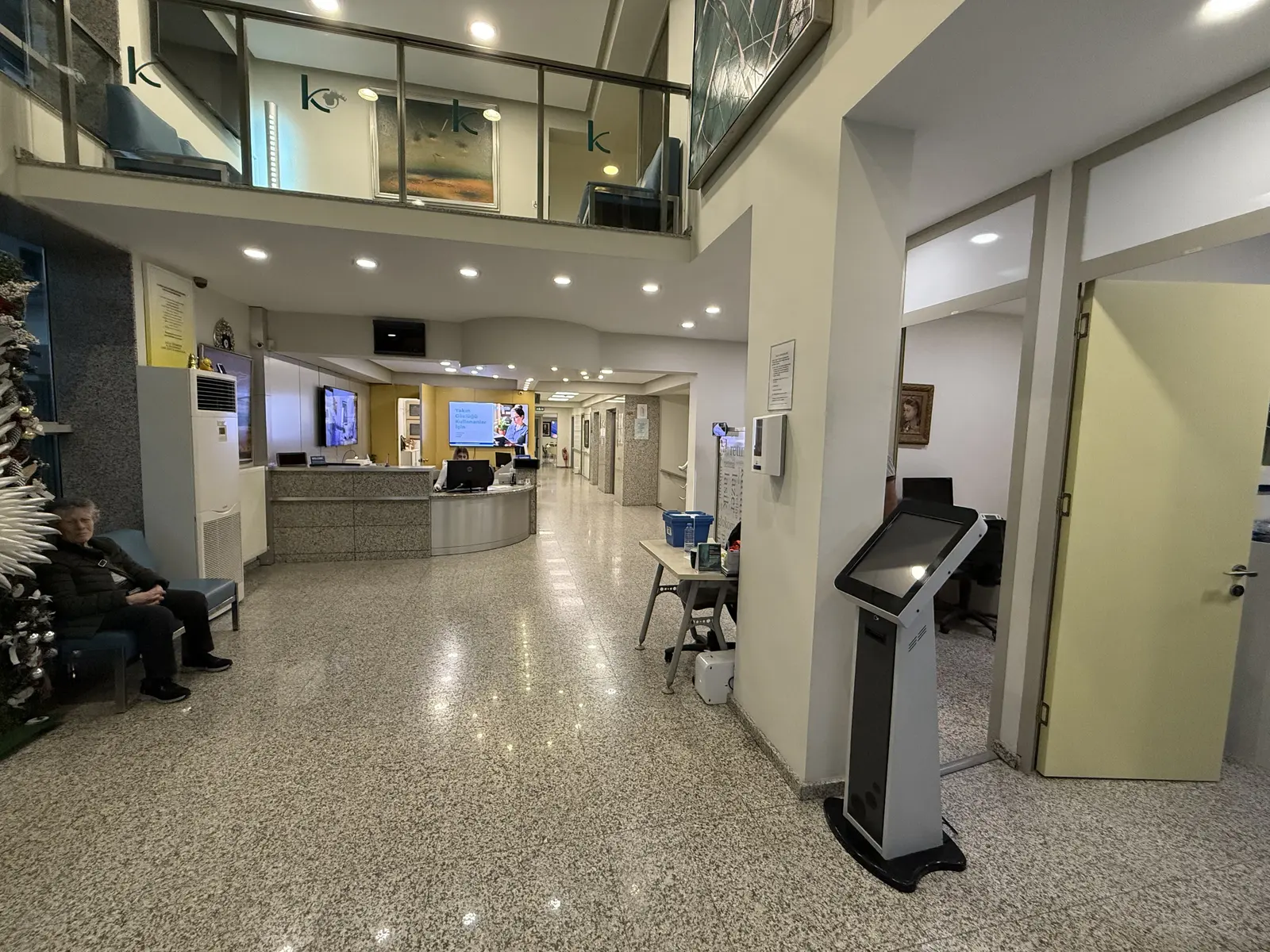 Clinic-provided photograph of Kaskaloglu Eye Hospital