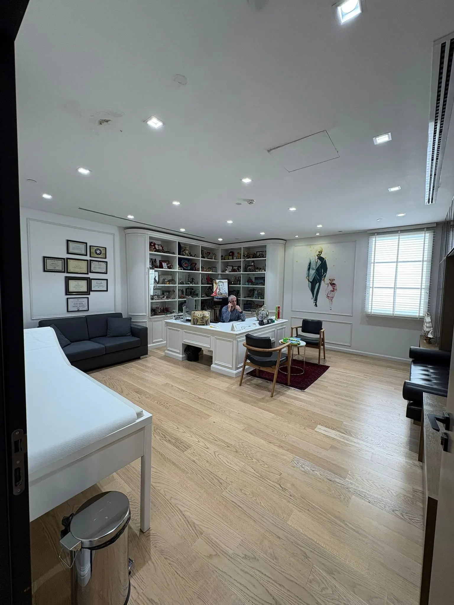 Clinic-provided photograph of Prof. Dr Muharrem İnan