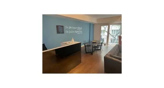 Clinic-provided photograph of Dr Gülçin Akarsu Kaya